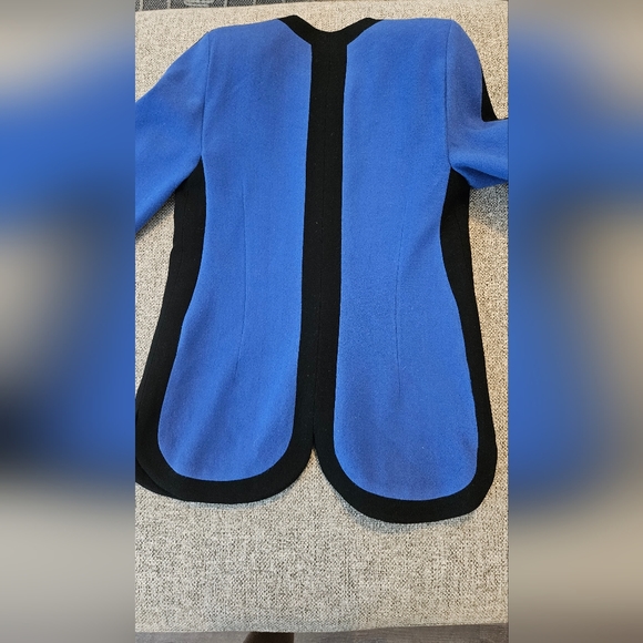 Carolina Herrera Jacket Vintage Royal blue/Black Sz 6 EUC - Picture 9 of 14